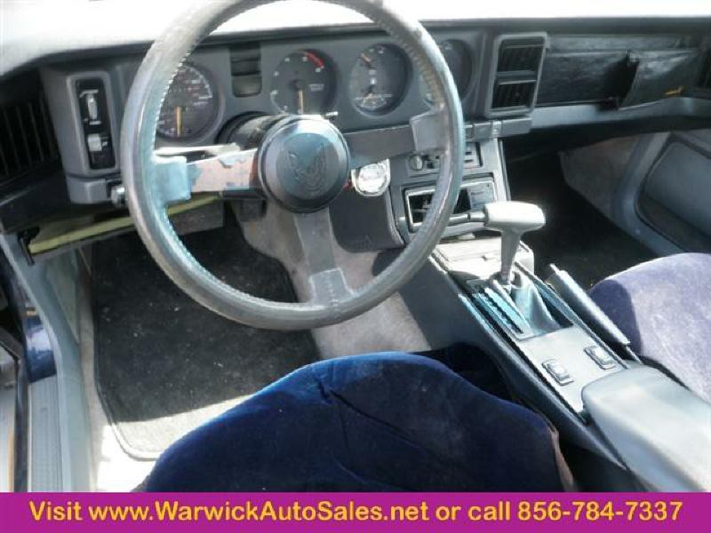 1986 Pontiac Firebird Image 7