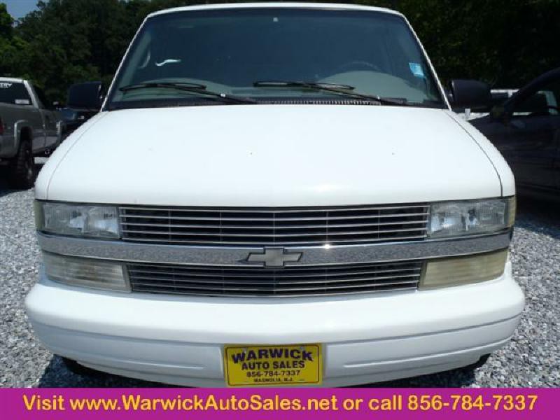 2003 Chevrolet Astro Image 9