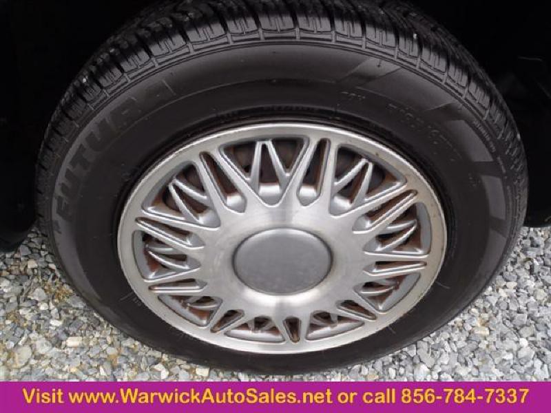 1995 Chrysler Cirrus Image 5