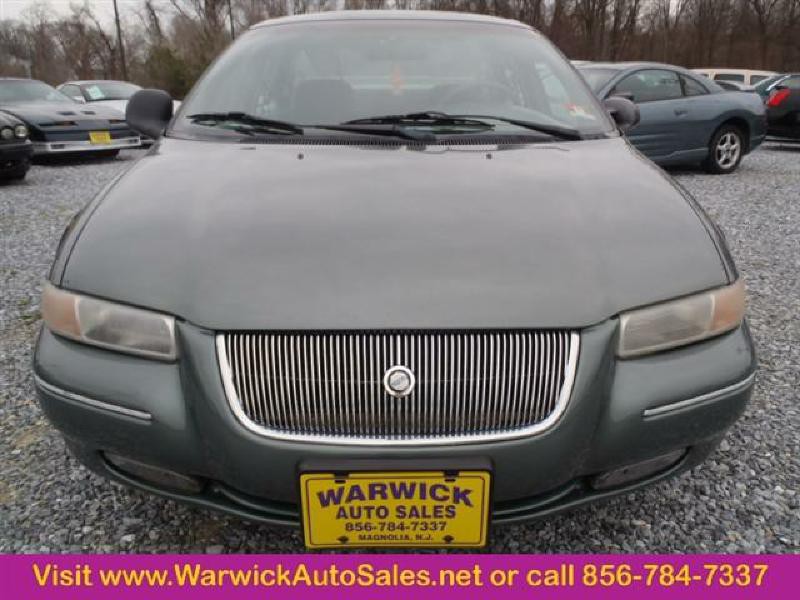 1995 Chrysler Cirrus Image 8