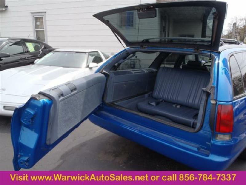 1994 Buick Roadmaster Image 6