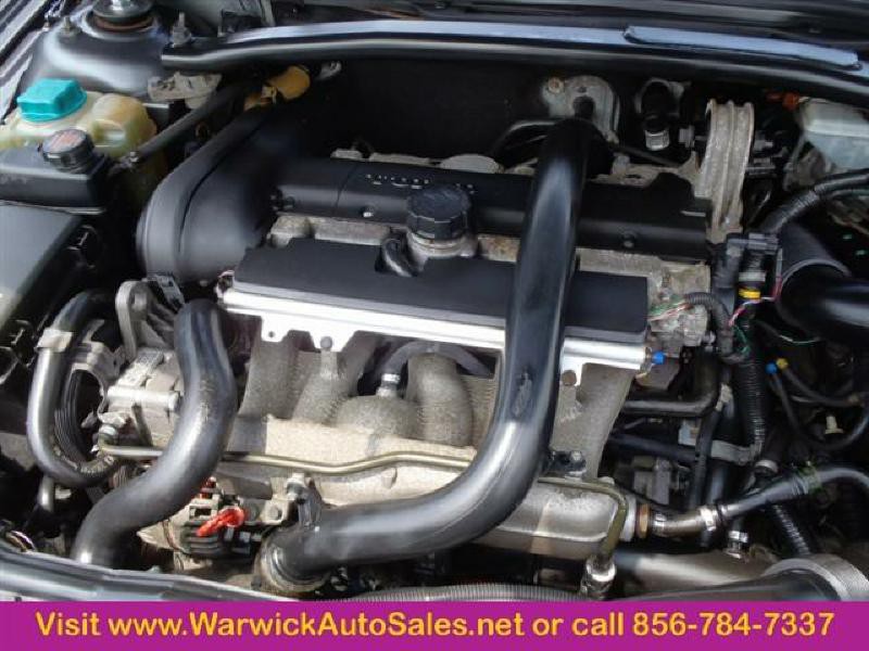 2004 Volvo S60 Image 8