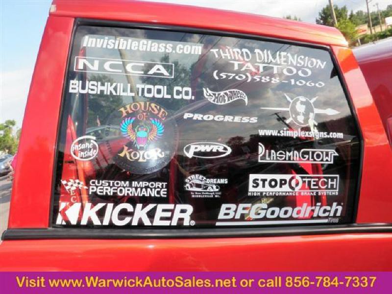 2001 Chrysler PT Cruiser Image 2