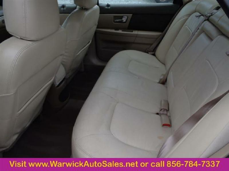 2001 Ford Taurus Image 6