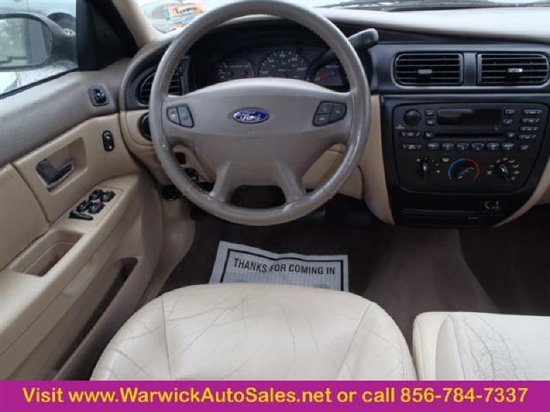 2001 Ford Taurus Image 7