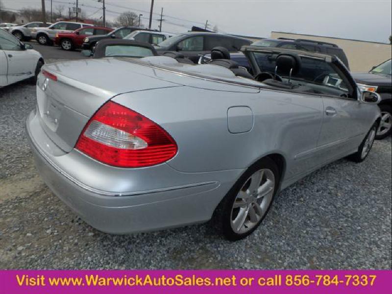 2007 Mercedes-Benz CLK-Class Image 3