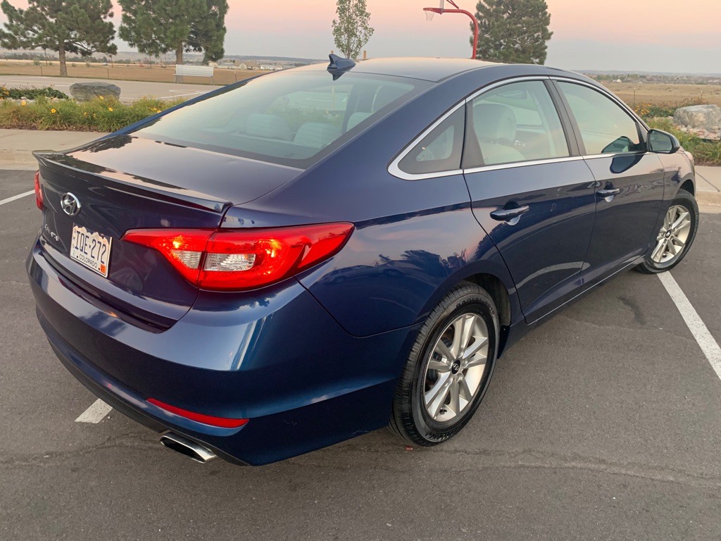 2017 Hyundai Sonata Image 4