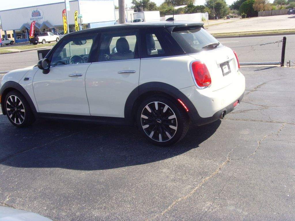 2015 MINI Cooper Image 8