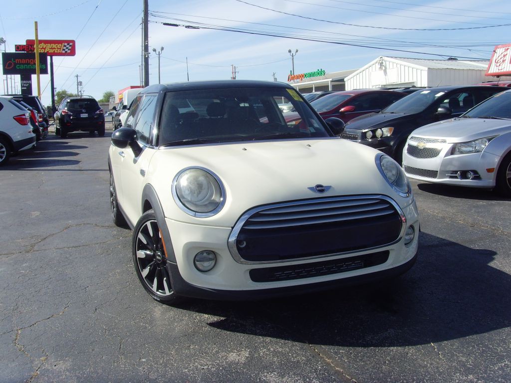 2015 MINI Cooper Image 37