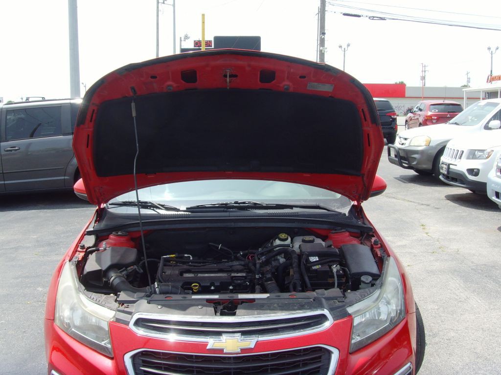 2015 Chevrolet Cruze Image 22