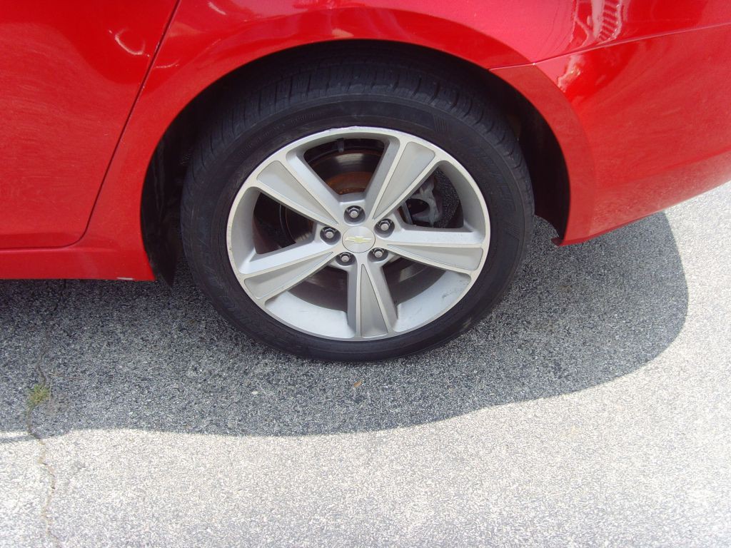 2015 Chevrolet Cruze Image 24