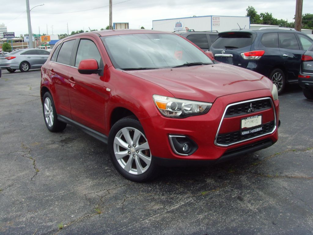 2014 Mitsubishi Outlander Image 29