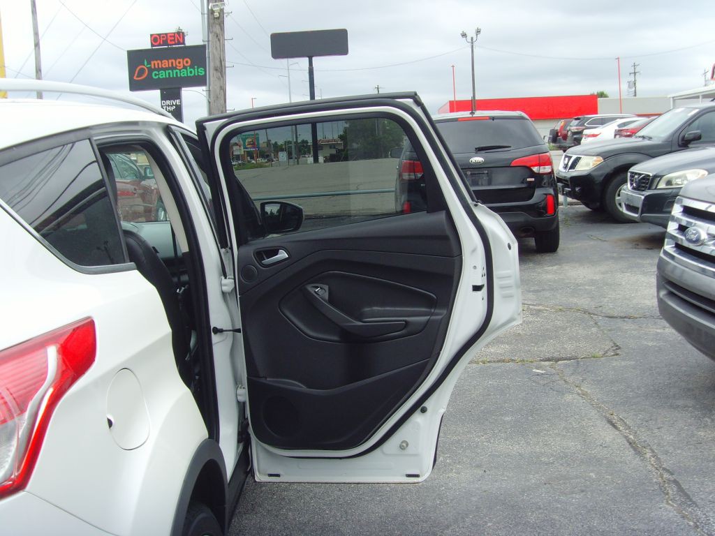 2015 Ford Escape Image 12