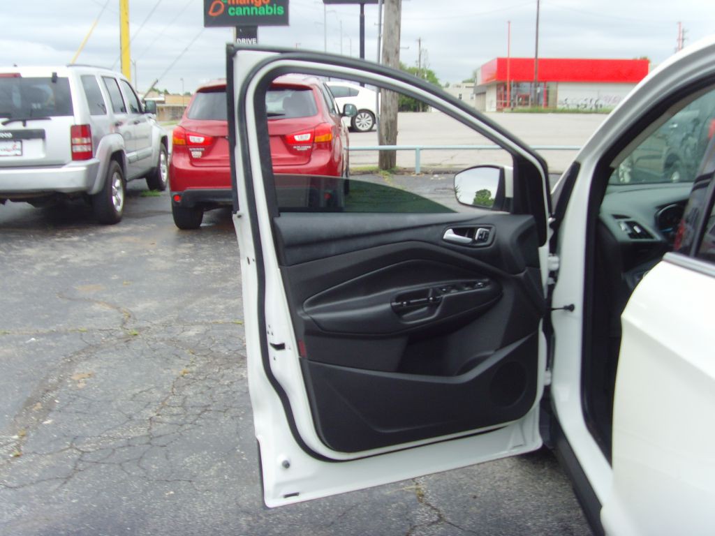 2015 Ford Escape Image 20