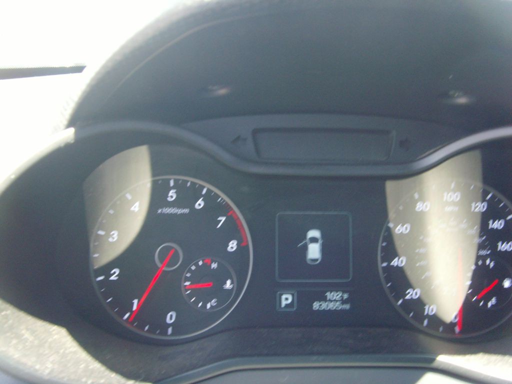 2016 Hyundai Veloster Image 17