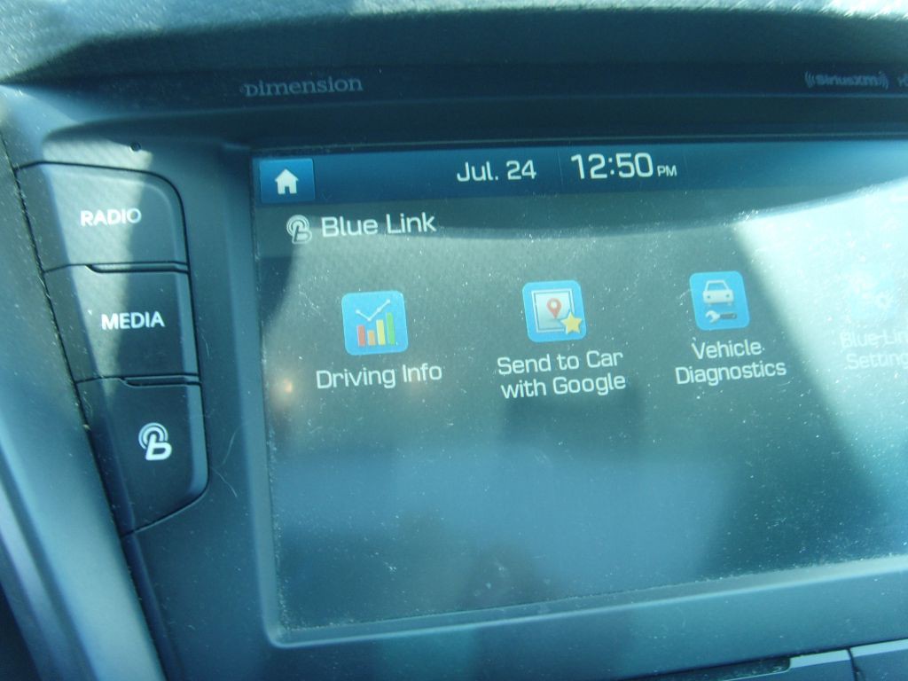 2016 Hyundai Veloster Image 23