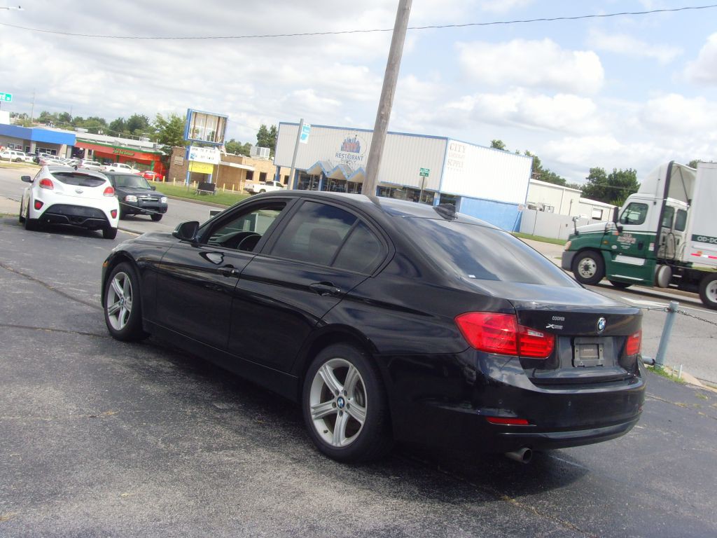 2015 BMW 3 Series Image 5