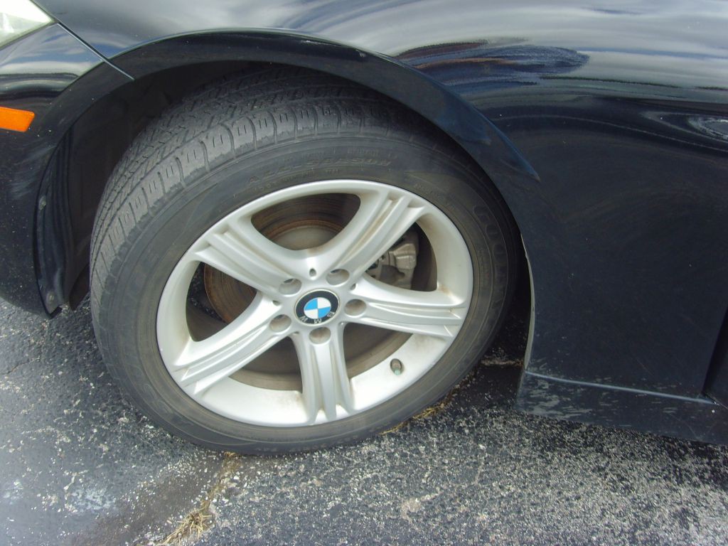 2015 BMW 3 Series Image 24