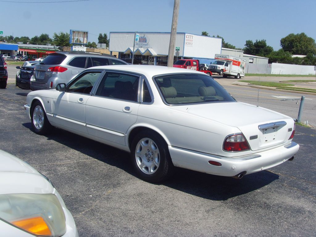 2001 Jaguar Vandenplas Image 5