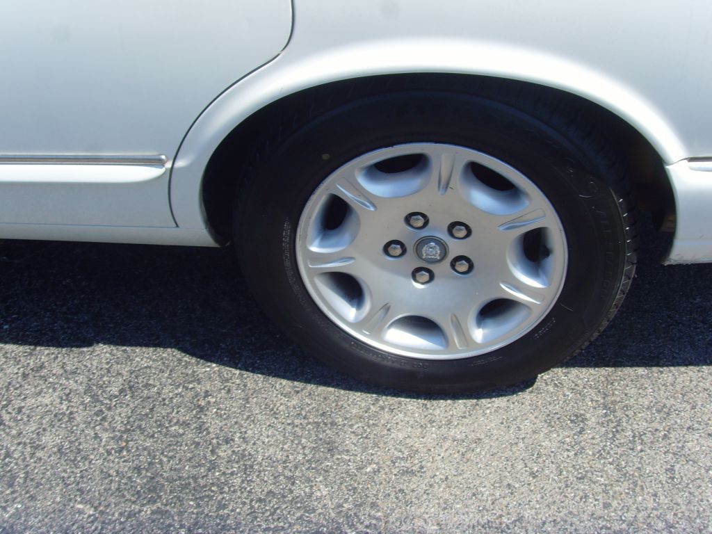 2001 Jaguar Vandenplas Image 23