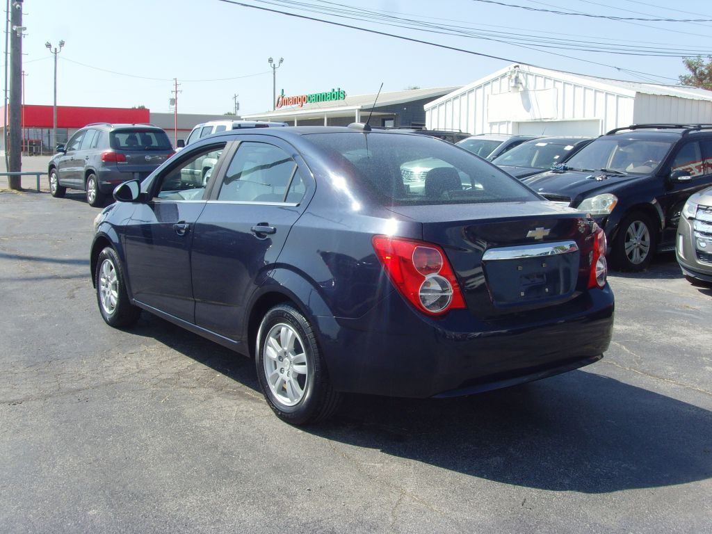 2015 Chevrolet Sonic Image 5