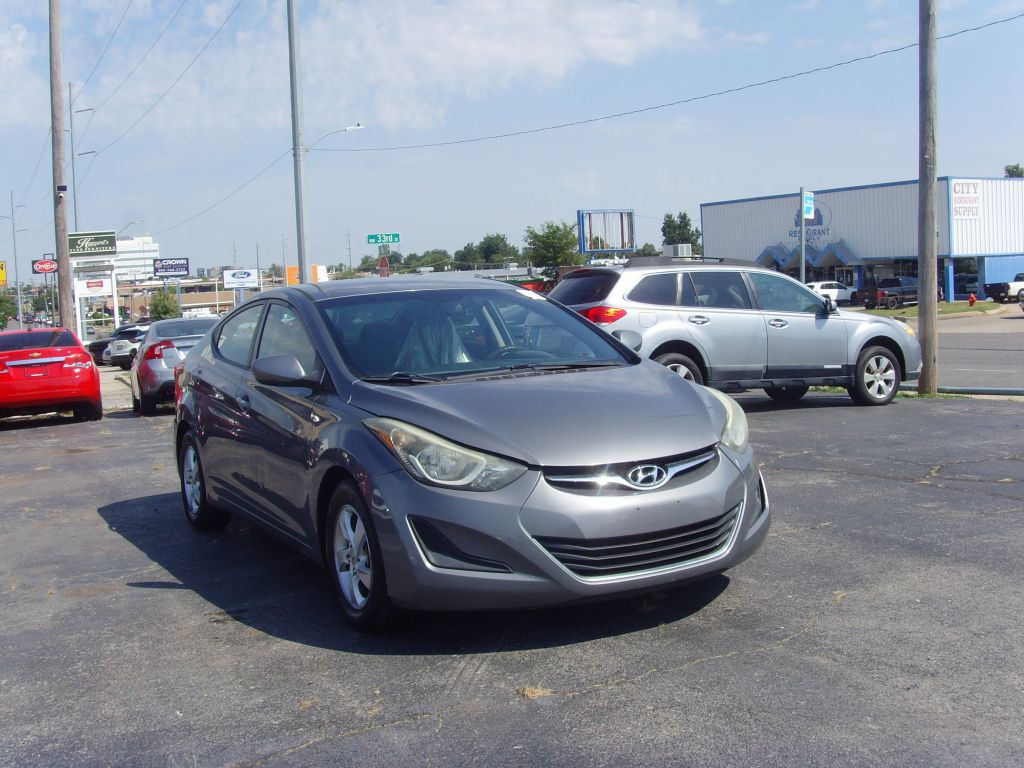 2014 Hyundai Elantra Image 3