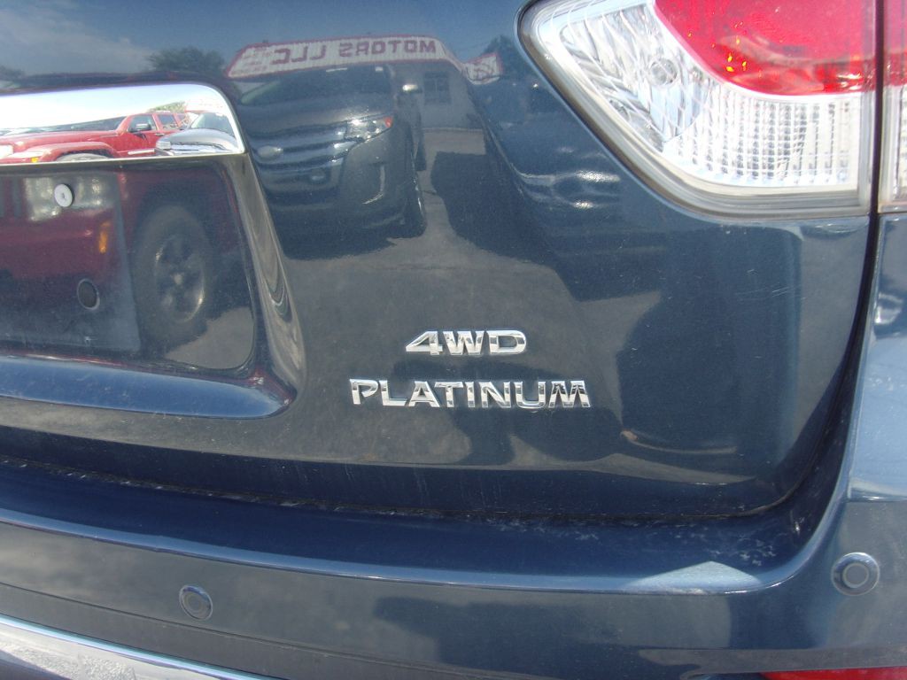 2014 Nissan Pathfinder Image 13