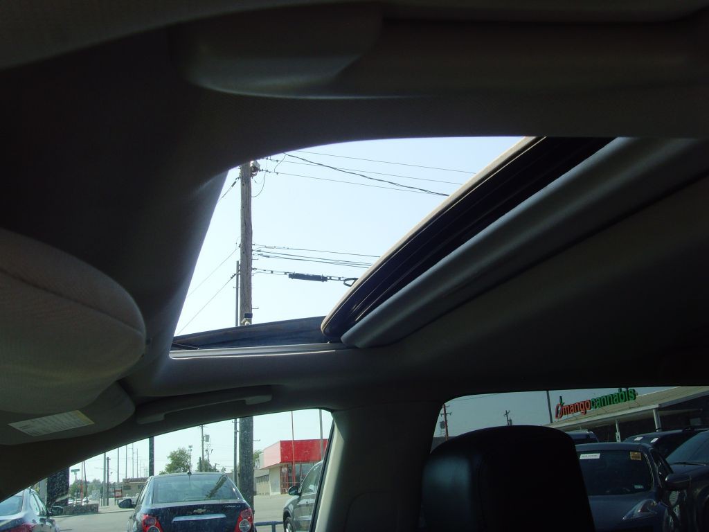 2014 Nissan Pathfinder Image 23
