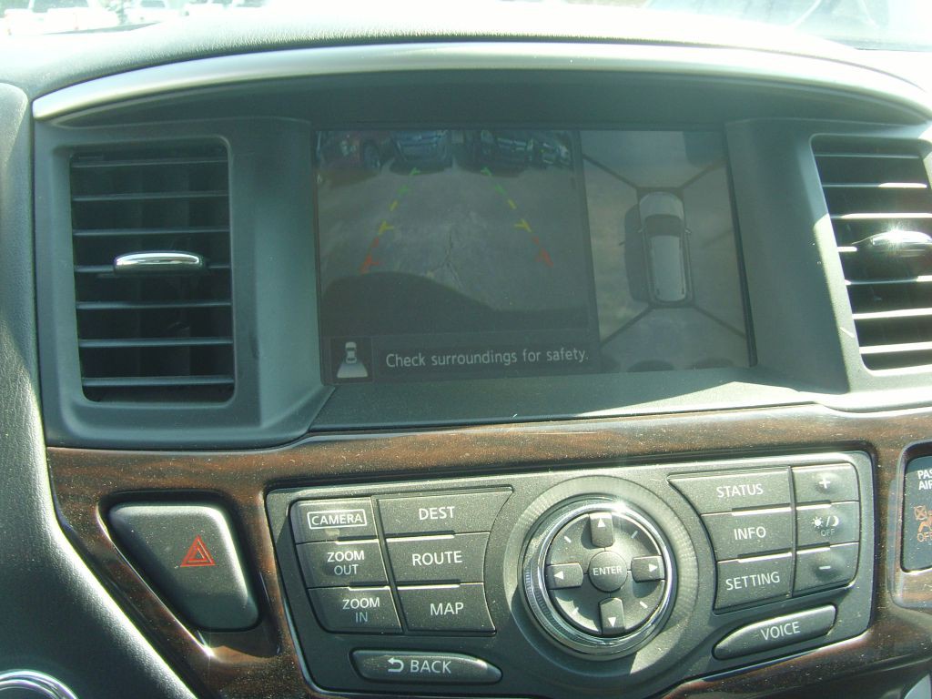 2014 Nissan Pathfinder Image 26