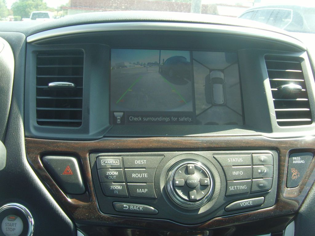 2014 Nissan Pathfinder Image 30