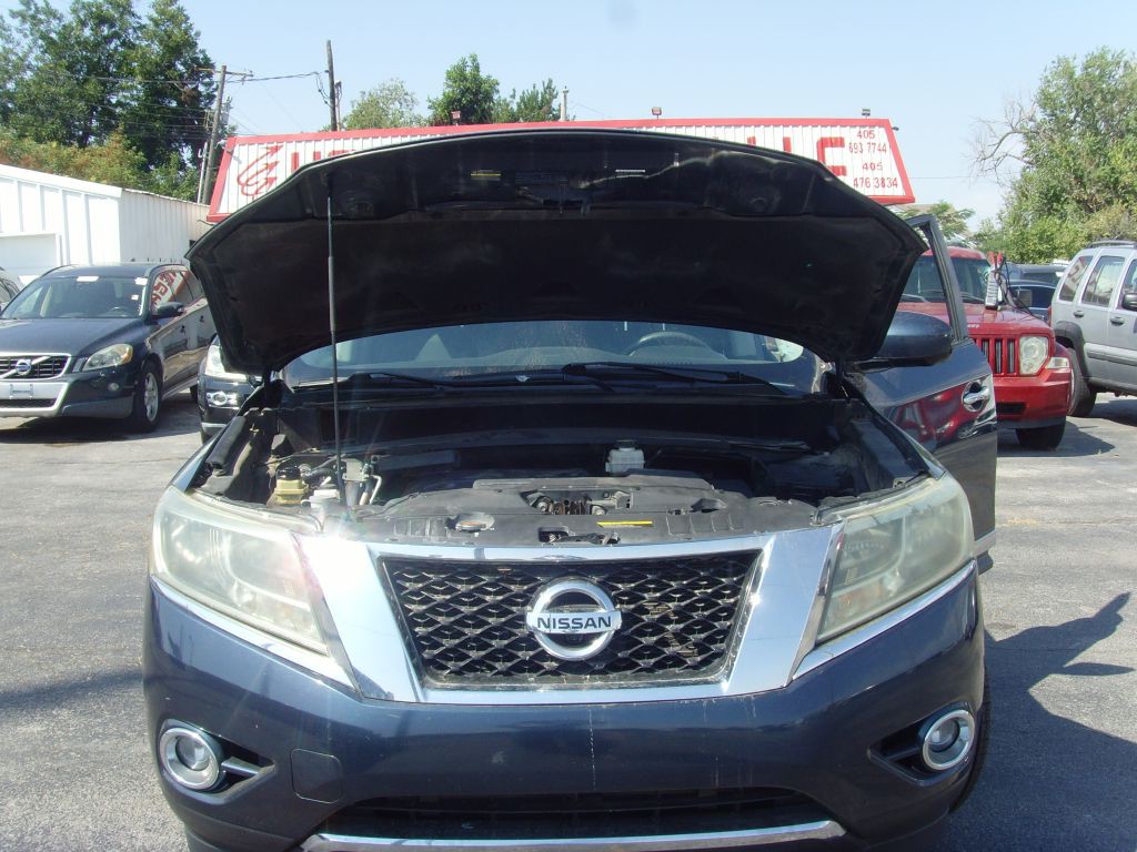 2014 Nissan Pathfinder Image 34