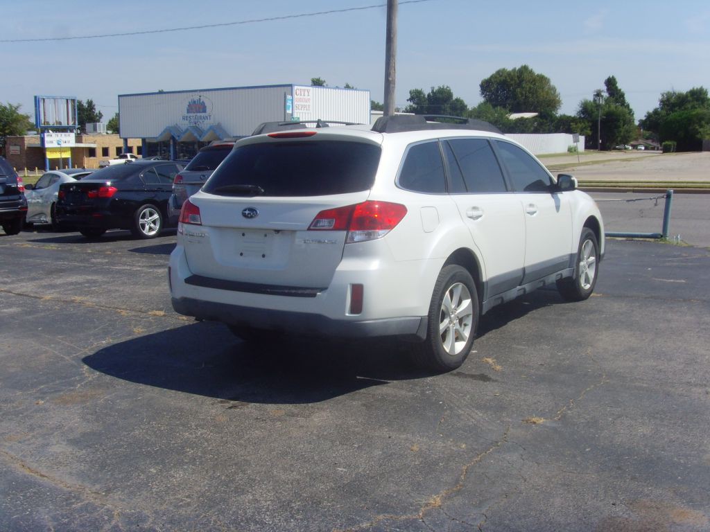 2013 Subaru Outback Image 5