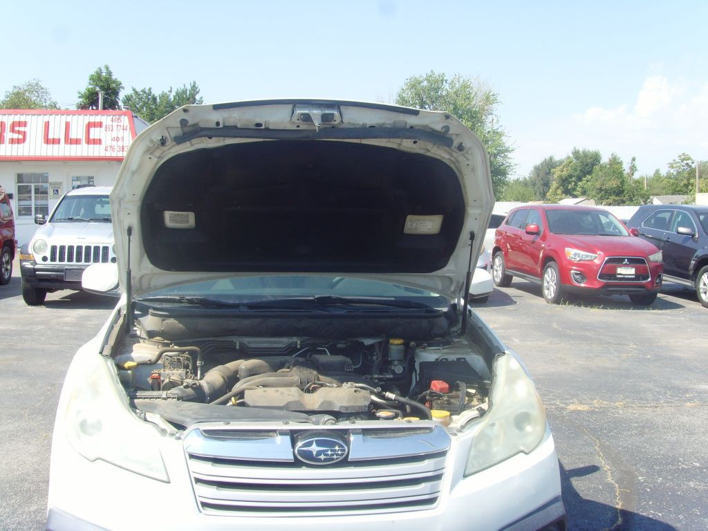 2013 Subaru Outback Image 27
