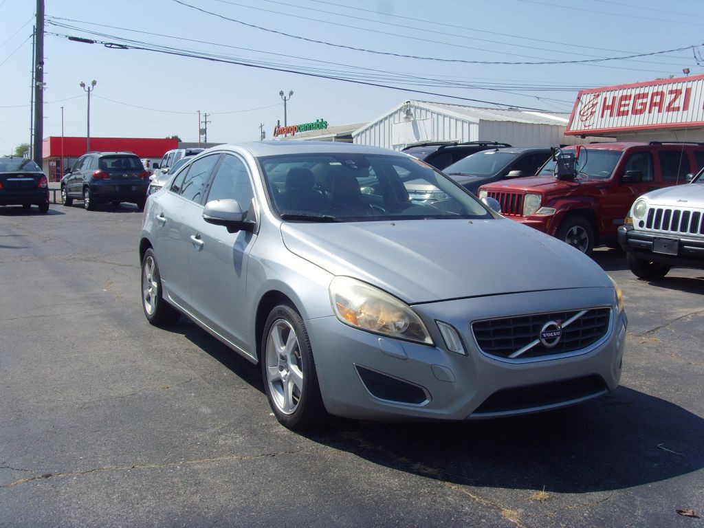 2013 Volvo S60 Image 3