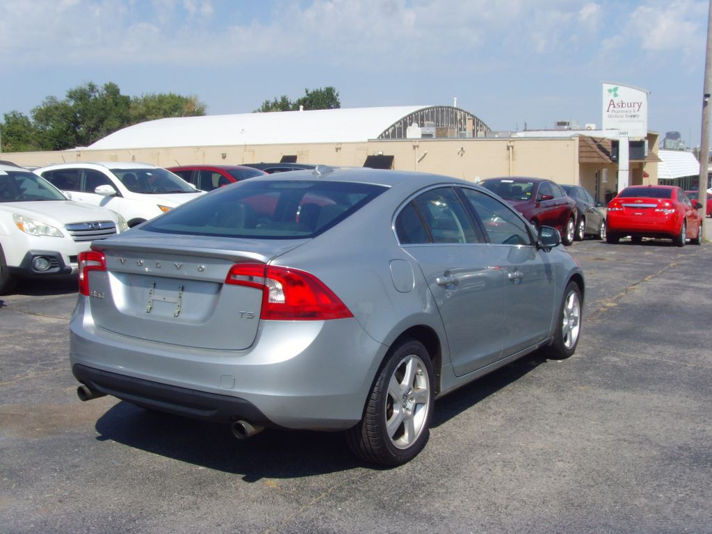2013 Volvo S60 Image 5