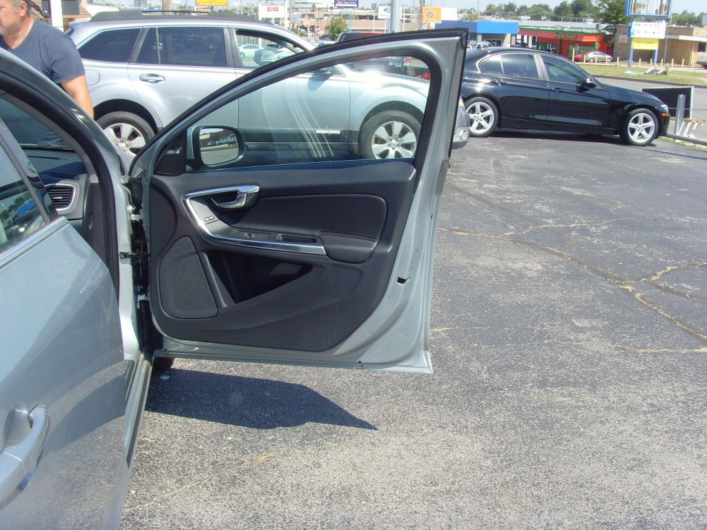2013 Volvo S60 Image 11