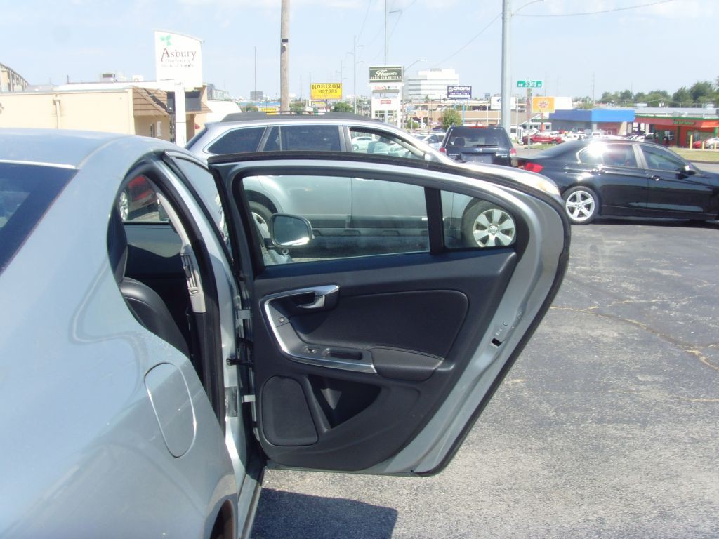 2013 Volvo S60 Image 13
