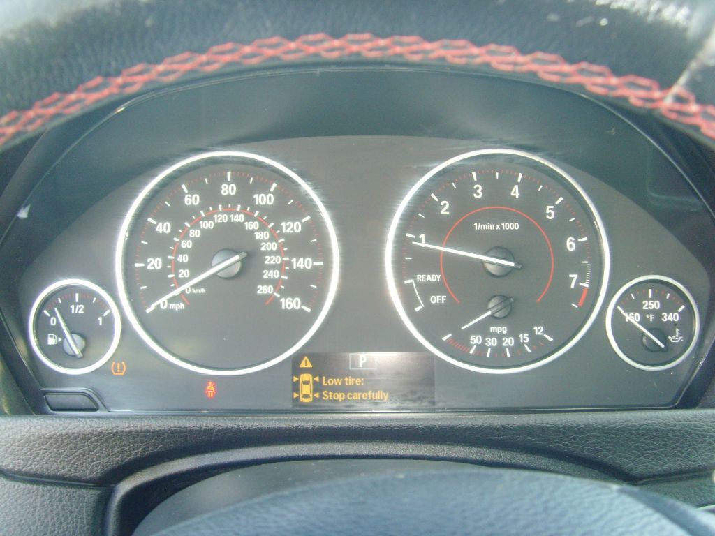 2016 BMW 3 Series Image 27