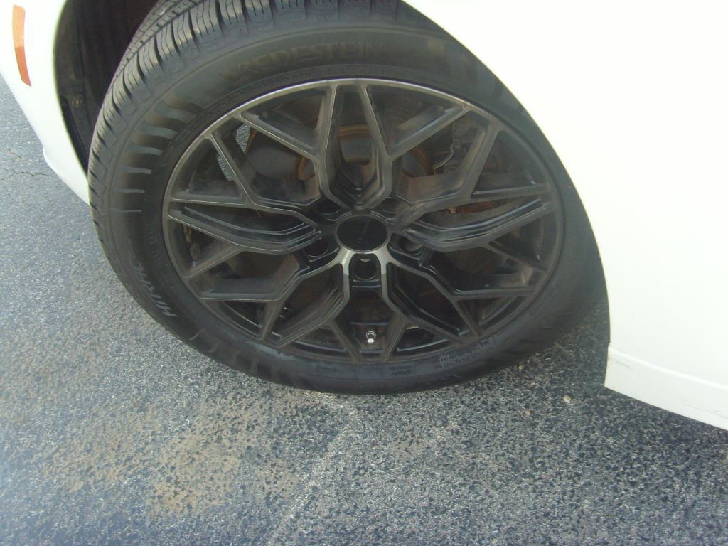 2016 BMW 3 Series Image 29