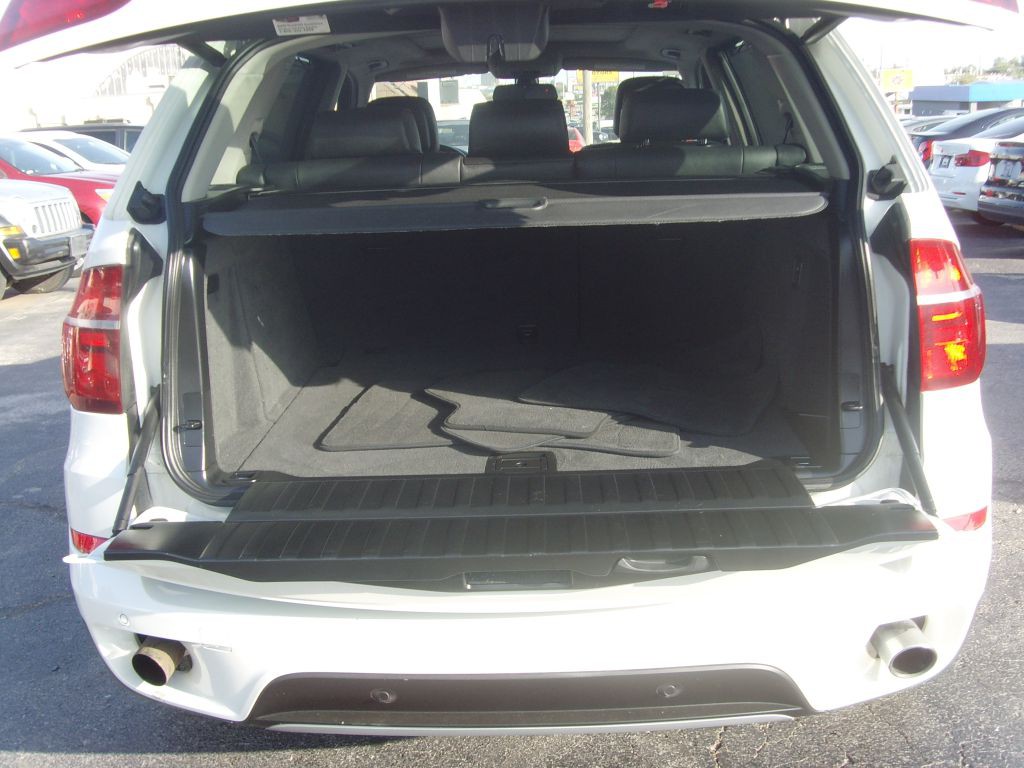 2013 BMW X5 Image 9