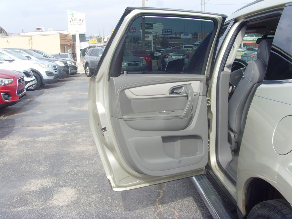 2016 Chevrolet Traverse Image 18