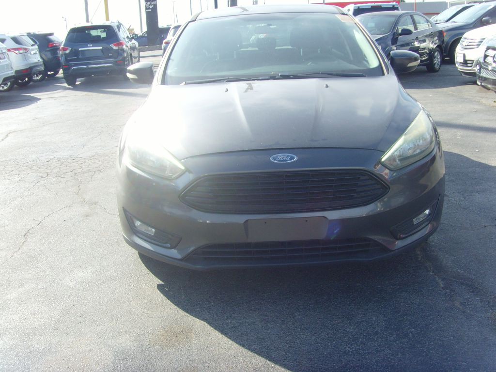 2016 Ford Focus Image 3