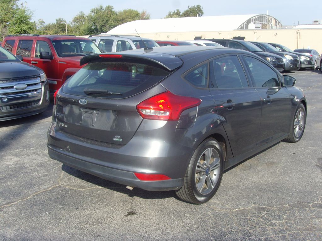 2016 Ford Focus Image 6