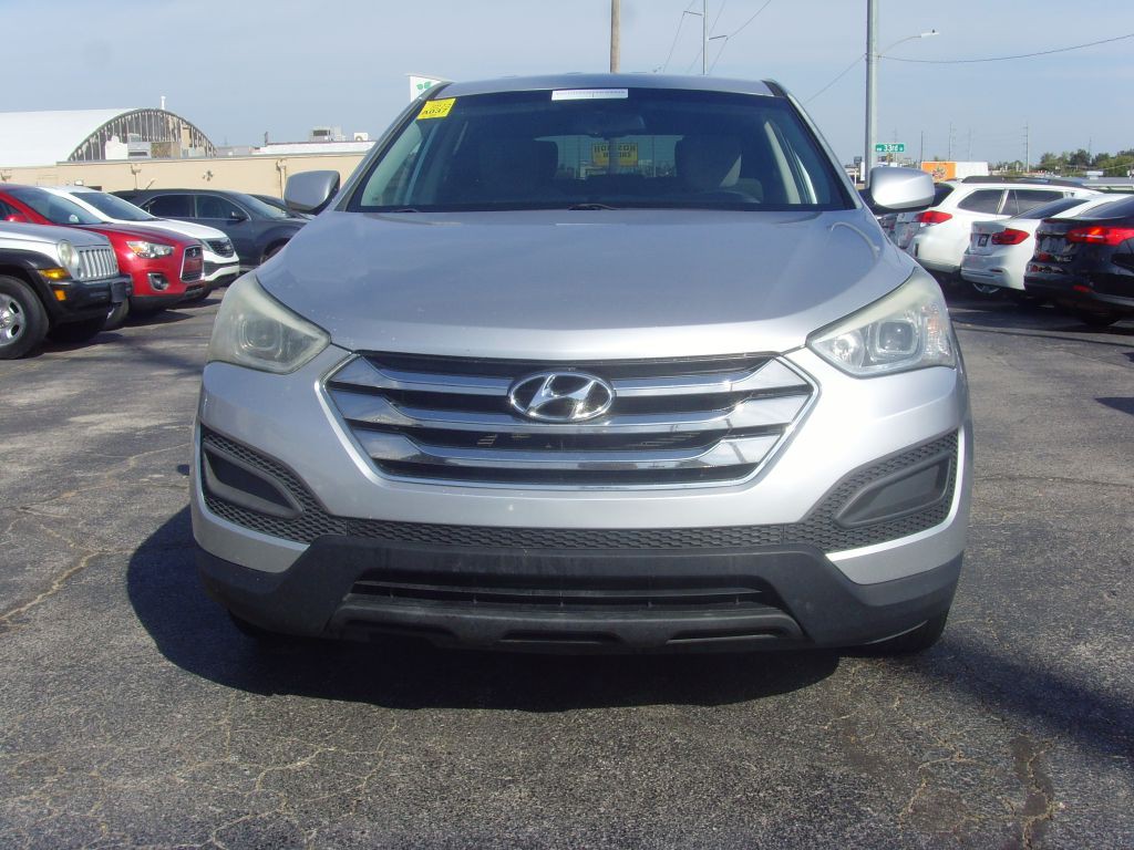 2014 Hyundai Santa Fe Sport Image 2