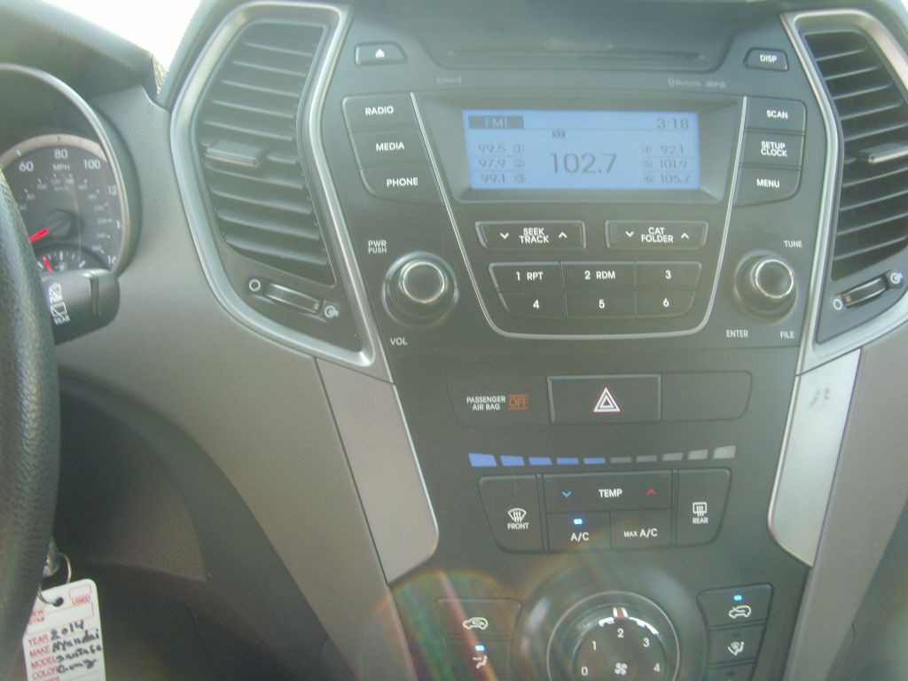 2014 Hyundai Santa Fe Sport Image 22