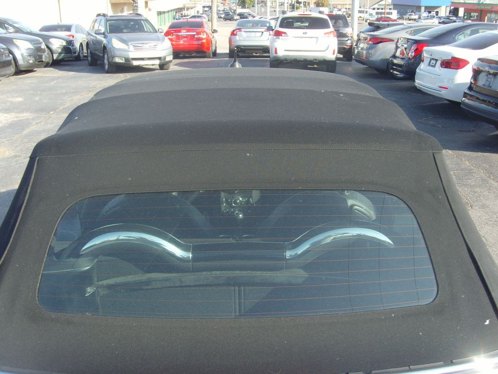 2012 MINI Cooper Image 11