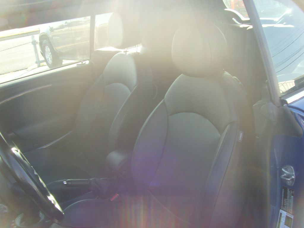 2012 MINI Cooper Image 14