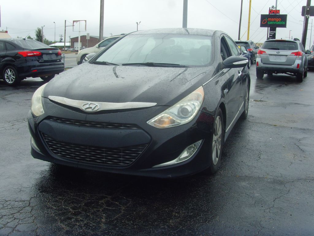 2013 Hyundai Sonata Image 1