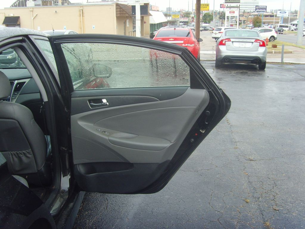 2013 Hyundai Sonata Image 12