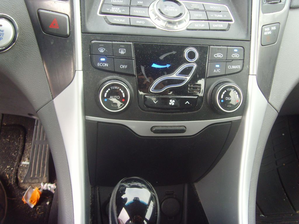 2013 Hyundai Sonata Image 22